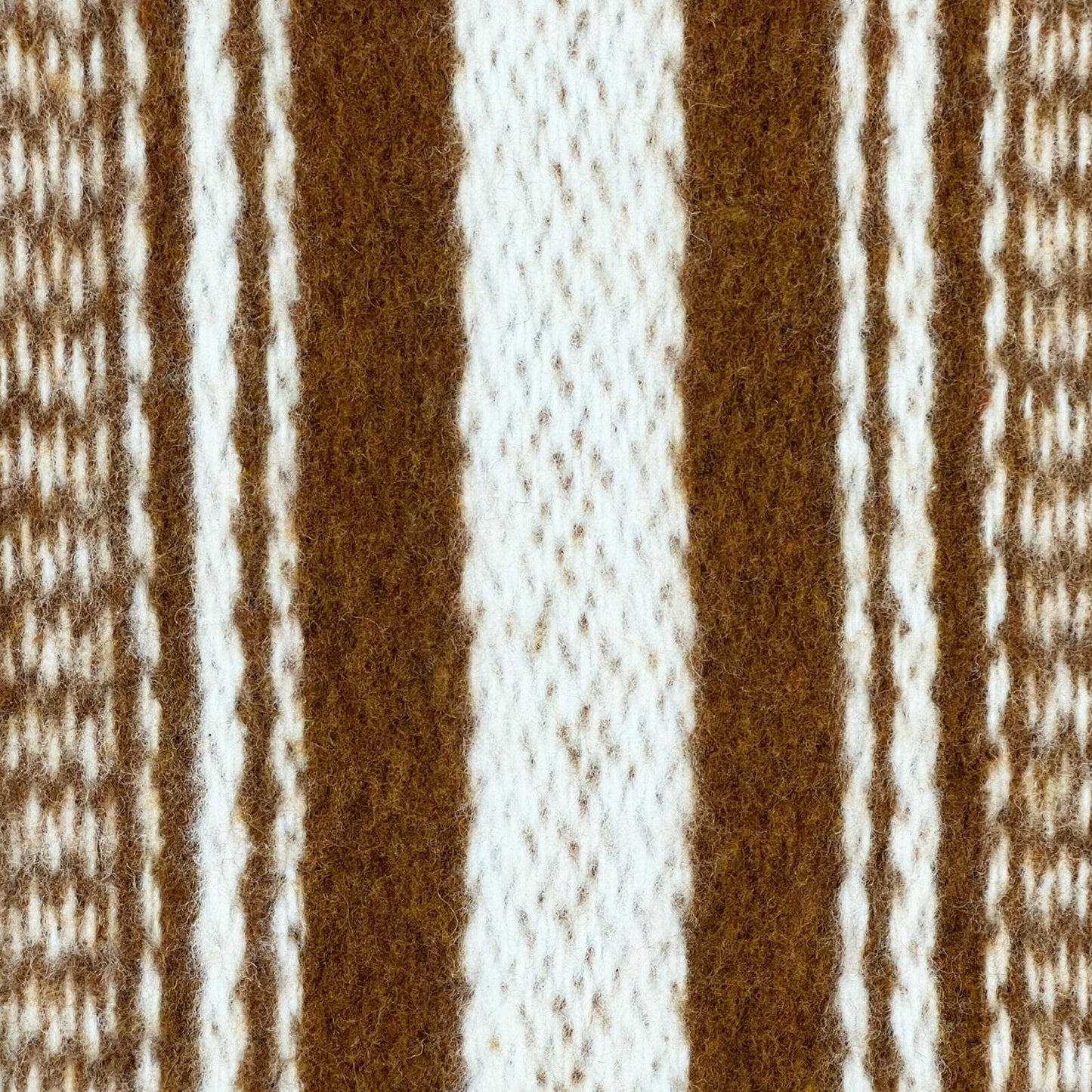 🦙 Llama wool light brown striped poncho